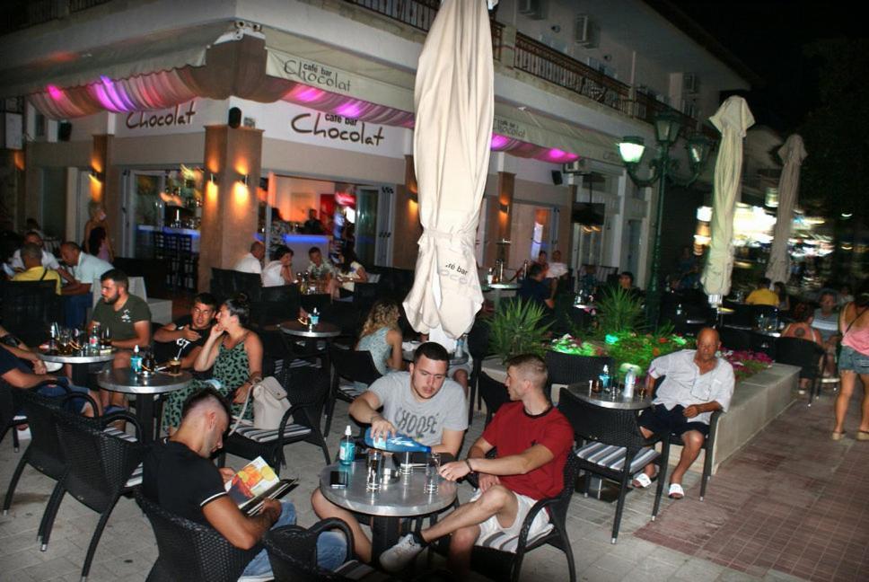 Hotel Agni -Enoikiazomena Diamerizmata Kallithea  Exterior foto